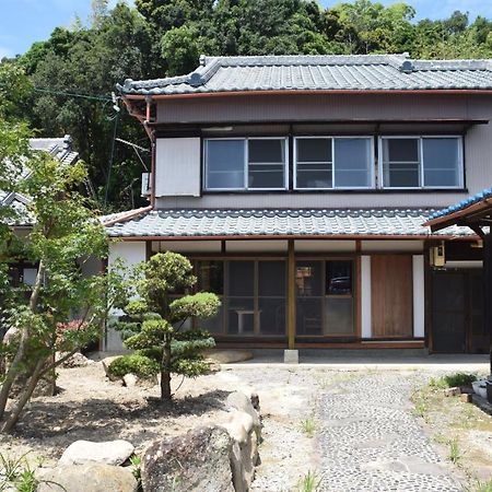 ゲストハウス三軒家 Shirahama Ngoại thất bức ảnh