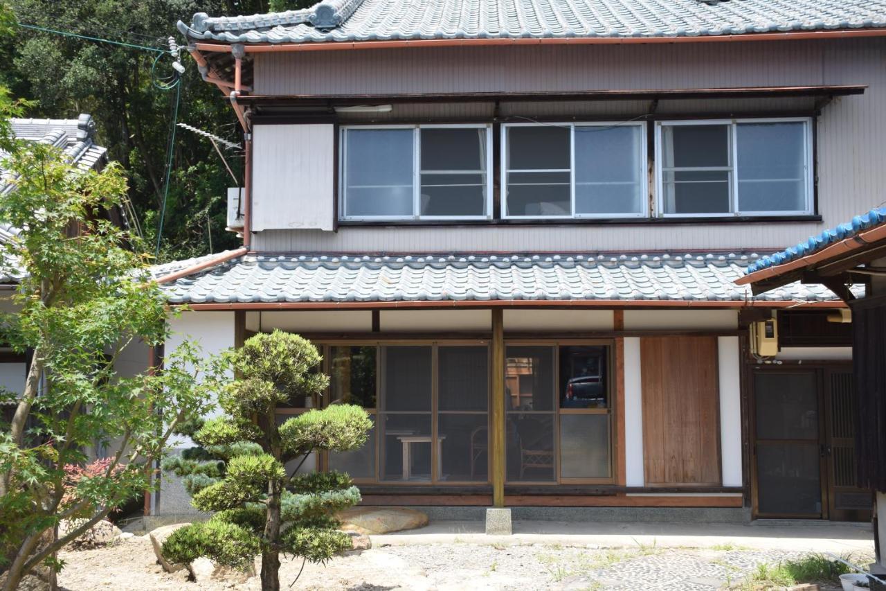 ゲストハウス三軒家 Shirahama Ngoại thất bức ảnh